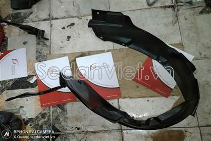 Chắn bùn lòng dè trước 868112H000