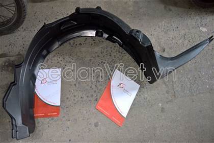 Chắn bùn lòng dè trước 868112M000