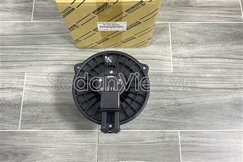 Quạt gió điều hòa trong xe 871030K031