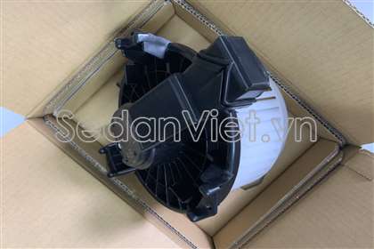 Quạt gió điều hòa trong xe 871030K091