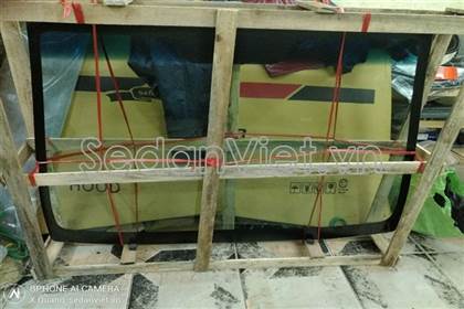 Kính chắn gió sau 871101C300