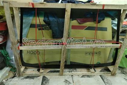 Kính chắn gió sau 871101C300