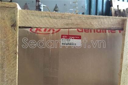 Kính cốp hậu 87110A9000