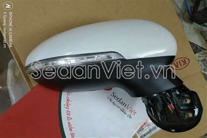 Gương chiếu hậu có đèn 876201W051