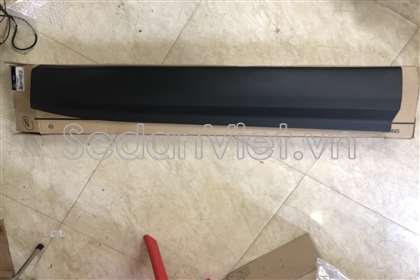 Nẹp thành cánh cửa trước