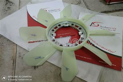 Cánh quạt gió động cơ 8941178660