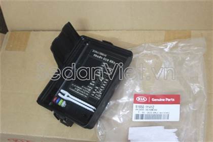 Nắp hộp cầu chì động cơ 919501Y413