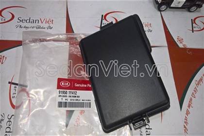 Nắp hộp cầu chì động cơ 919501Y413