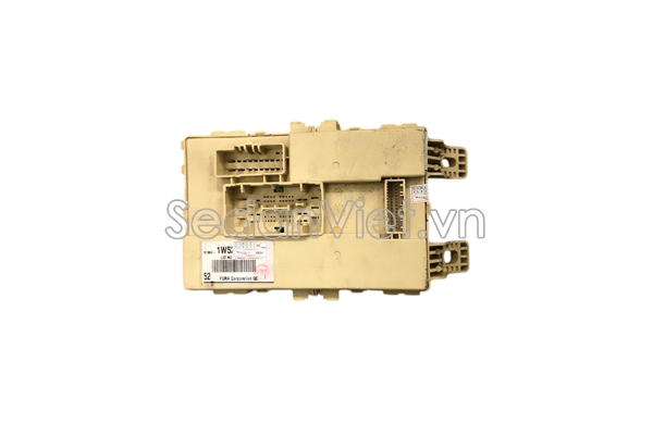 Hộp cầu chì trong xe 919501W520