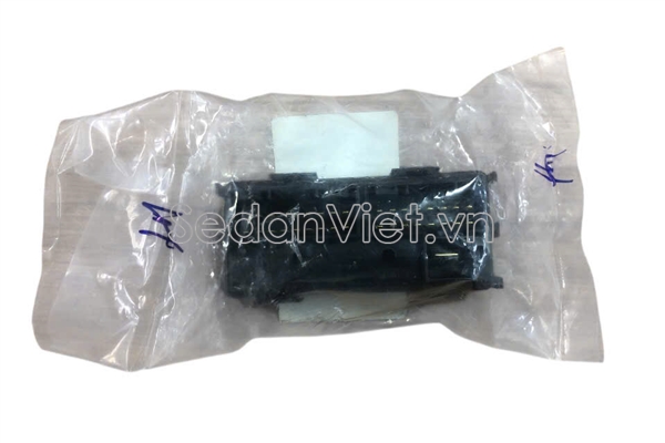 Hộp cầu chì đầu xe 919513X100