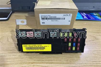 Hộp cầu chì đầu xe 919521W330