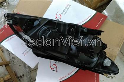 Vỏ đèn pha trái 921012L100