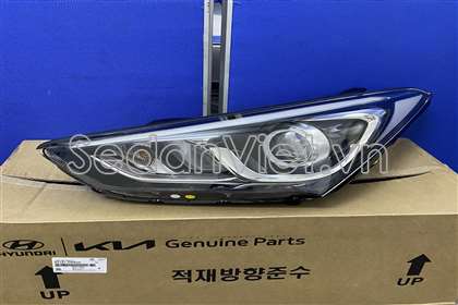 Vỏ đèn pha trái Hyundai Santafe 2017-2018