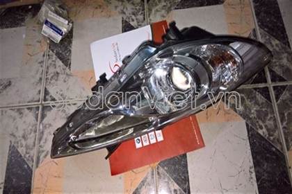 Vỏ đèn pha trái 921013S000