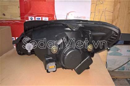 Vỏ đèn pha phải 921021C501