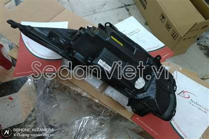 Vỏ đèn pha phải 921021R030