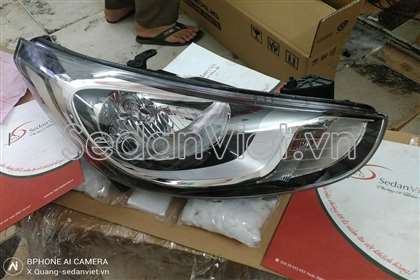 Vỏ đèn pha phải 921021R030