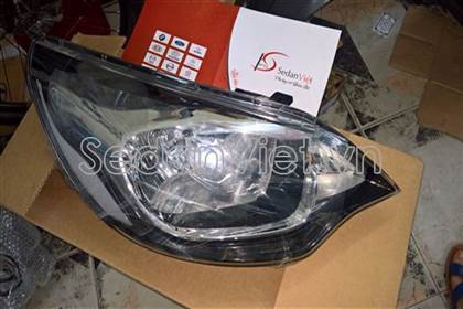 Vỏ đèn pha phải 921021W010