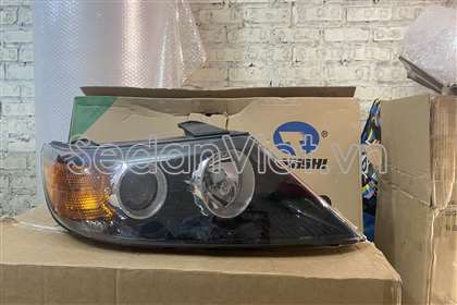 Vỏ đèn pha phải Kia Sorento 2009-2013