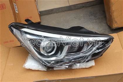 Vỏ đèn pha phải Hyundai Santafe 2017-2018