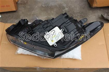 Vỏ đèn pha phải 921022W600