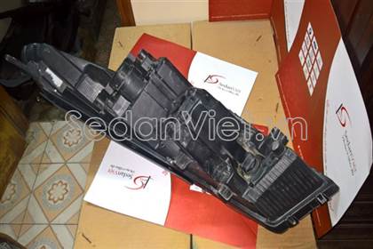 Vỏ đèn pha phải Kia Cerato 2016-2018