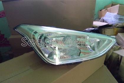Vỏ đèn pha phải 92102B4000