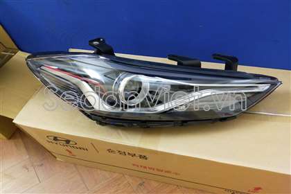 Vỏ đèn pha phải 92102F2400