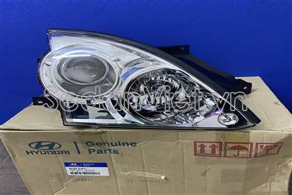 Vỏ đèn pha phải 92102H1011