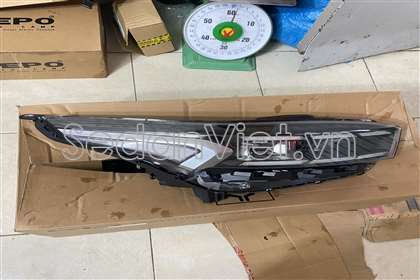 Vỏ đèn pha phải 92102M6710
