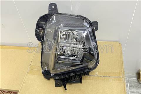 Vỏ đèn pha phải 92102N9110
