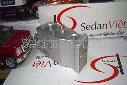 Van tiết lưu điều hòa 92200EB70A