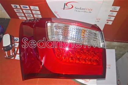 Đèn hậu ngoài trái