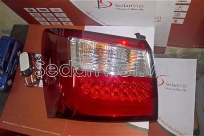 Đèn hậu ngoài trái 924011W050