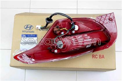 Đèn hậu trái 92401B4000
