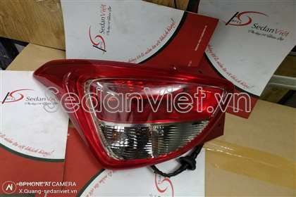 Đèn hậu trái 92401B4000
