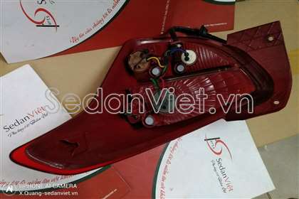 Đèn hậu trái 92401B4000