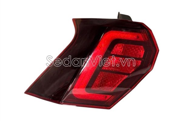 Đèn hậu ngoài trái 92401O3100