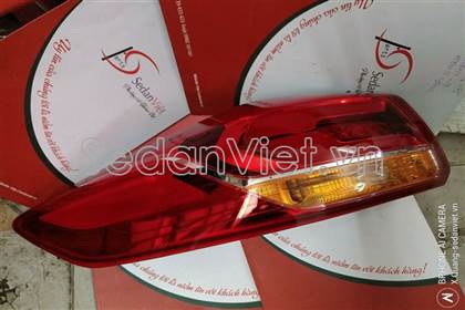 Đèn hậu ngoài trái - 92401F2400