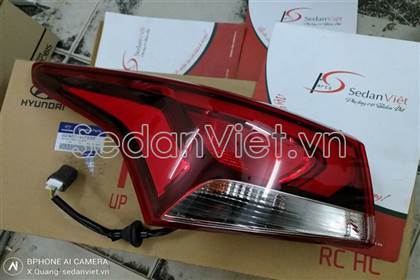 Đèn hậu ngoài trái 92401H5100