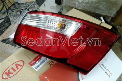 Đèn hậu ngoài phải 924021W050