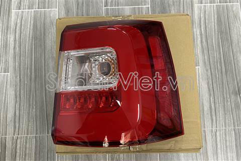 Đèn hậu ngoài phải 924022P640