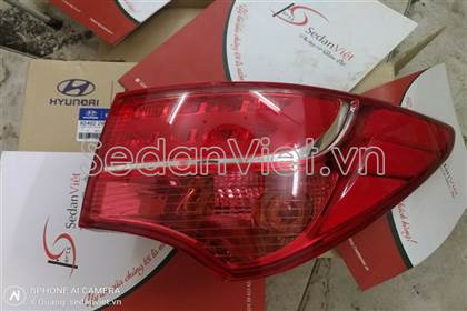 Đèn hậu ngoài phải 924022W130