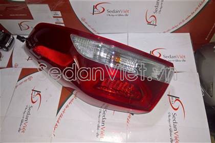 Đèn hậu ngoài phải 92402F2100