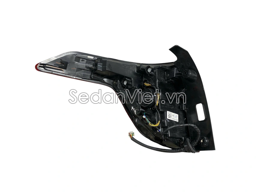 Đèn hậu 92402Q6700