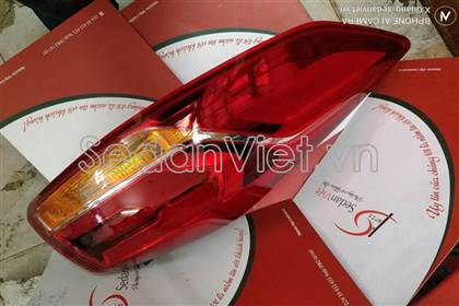 Đèn hậu ngoài phải 92402F2400