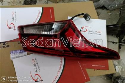 Đèn hậu ngoài phải Hyundai Accent 2018-2020