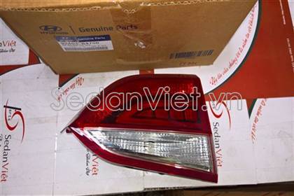 Đèn hậu ngoài phải 92404B4700