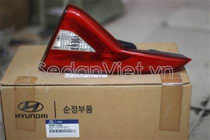 Đèn hậu trong phải 92404C1000