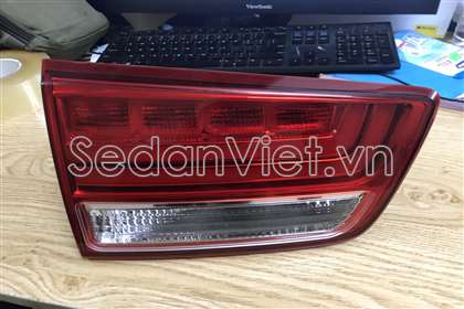 Đèn hậu trong trái 92405A9110